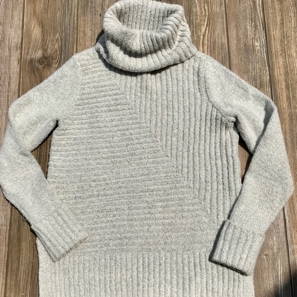 Simply Vera Vera Wang Sweaters - Simply Vera Wang sweater